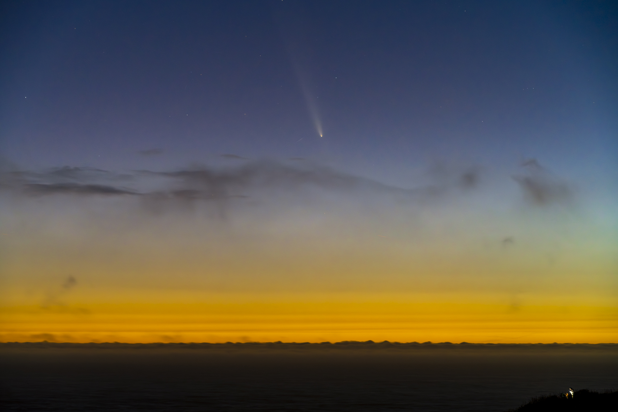 Comet C/2023 A3 (Tsuchinshan–ATLAS) (or Comet Tsuchinshan–ATLAS or simply Comet A3) is a comet from the Oort cloud.